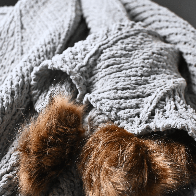 Chenille Fur Pom - Grey - Moniluxx
