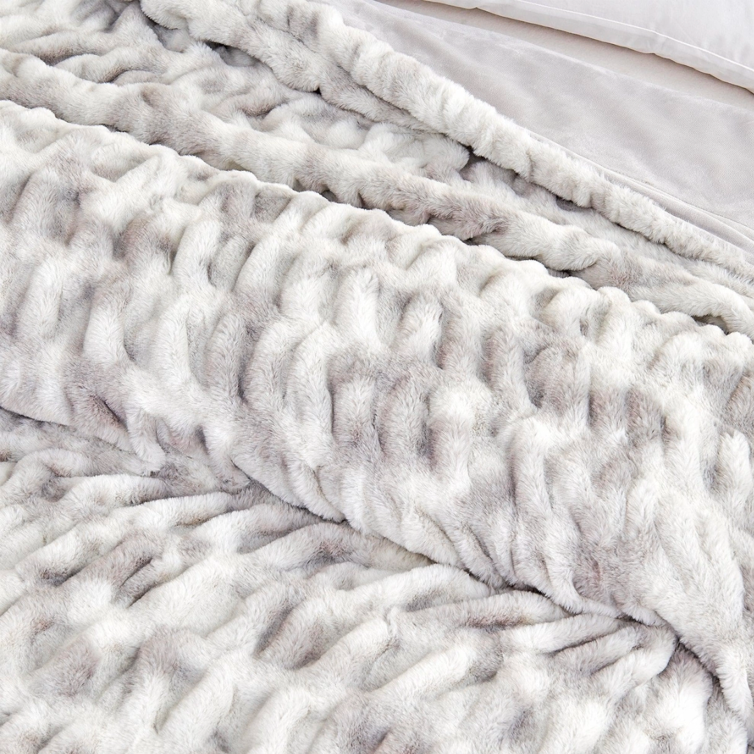 White Gradient Ruched Throw