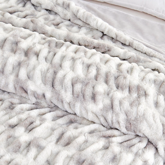White Gradient Ruched Throw